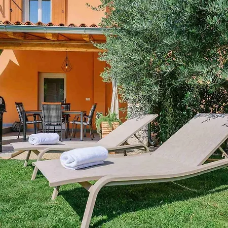 Holiday home Nonina Hiza Porec
