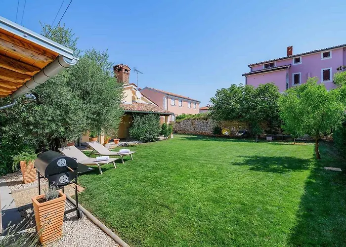 Nonina Hiza Сasa de vacaciones